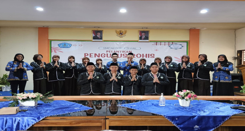 Pengurus Rohis At-Taqwa SMP Negeri 2 Tegal Masa Bakti 2025/2026 Resmi Dilantik