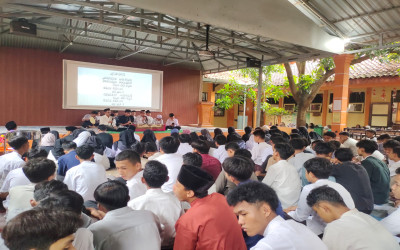 SMP Negeri 2 Tegal Gelar Isra Mi'raj, Tanamkan Nilai Iman dan Taqwa Sejak Dini